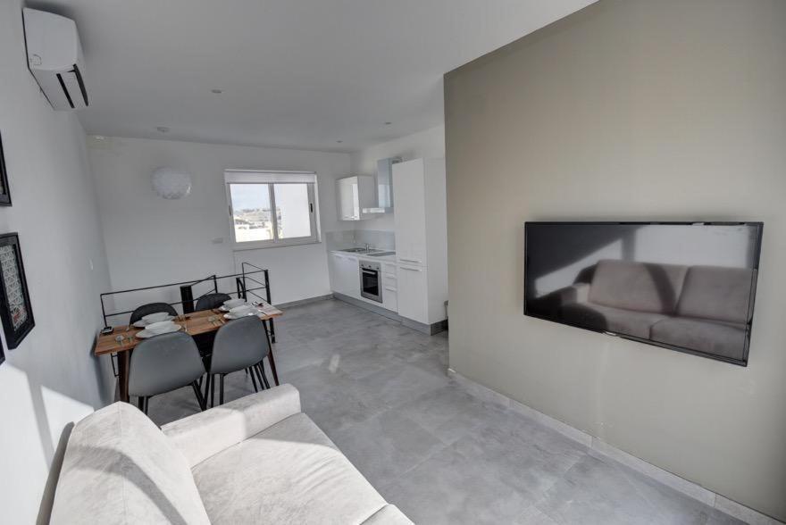 Modern Penthouse Close To The Sea Apartment Gzira Exterior photo